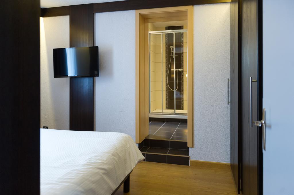 Cottage Logis Hotel - Restaurant Дуделанж Екстериор снимка