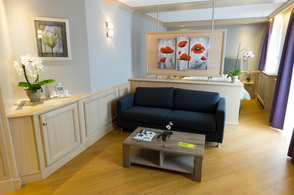 Cottage Logis Hotel - Restaurant Дуделанж Екстериор снимка