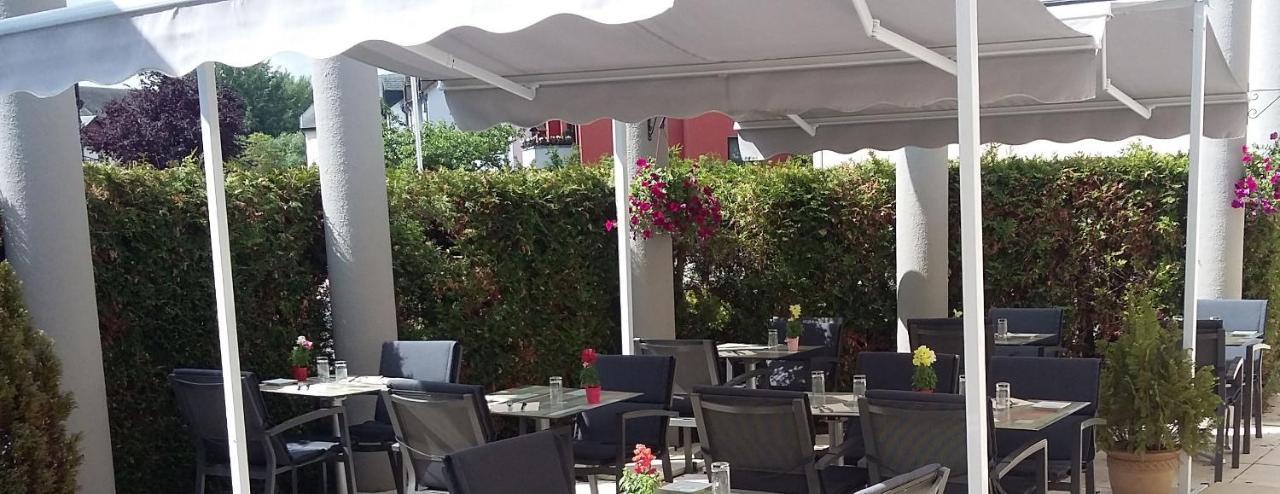 Cottage Logis Hotel - Restaurant Дуделанж Екстериор снимка