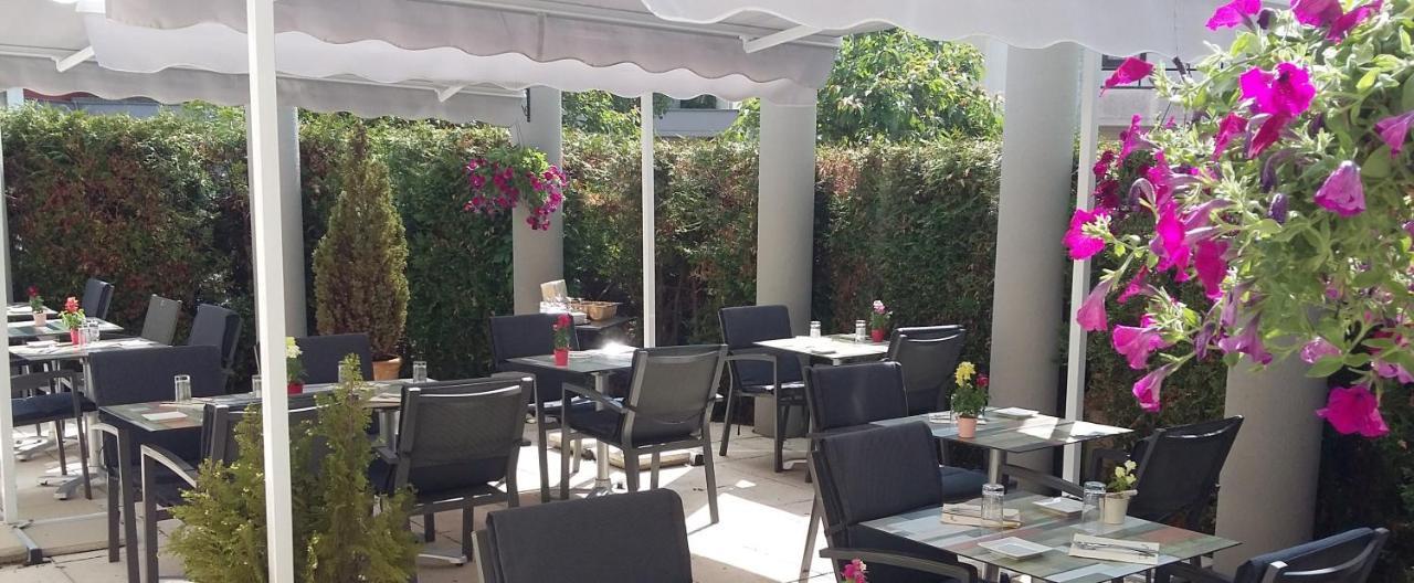 Cottage Logis Hotel - Restaurant Дуделанж Екстериор снимка