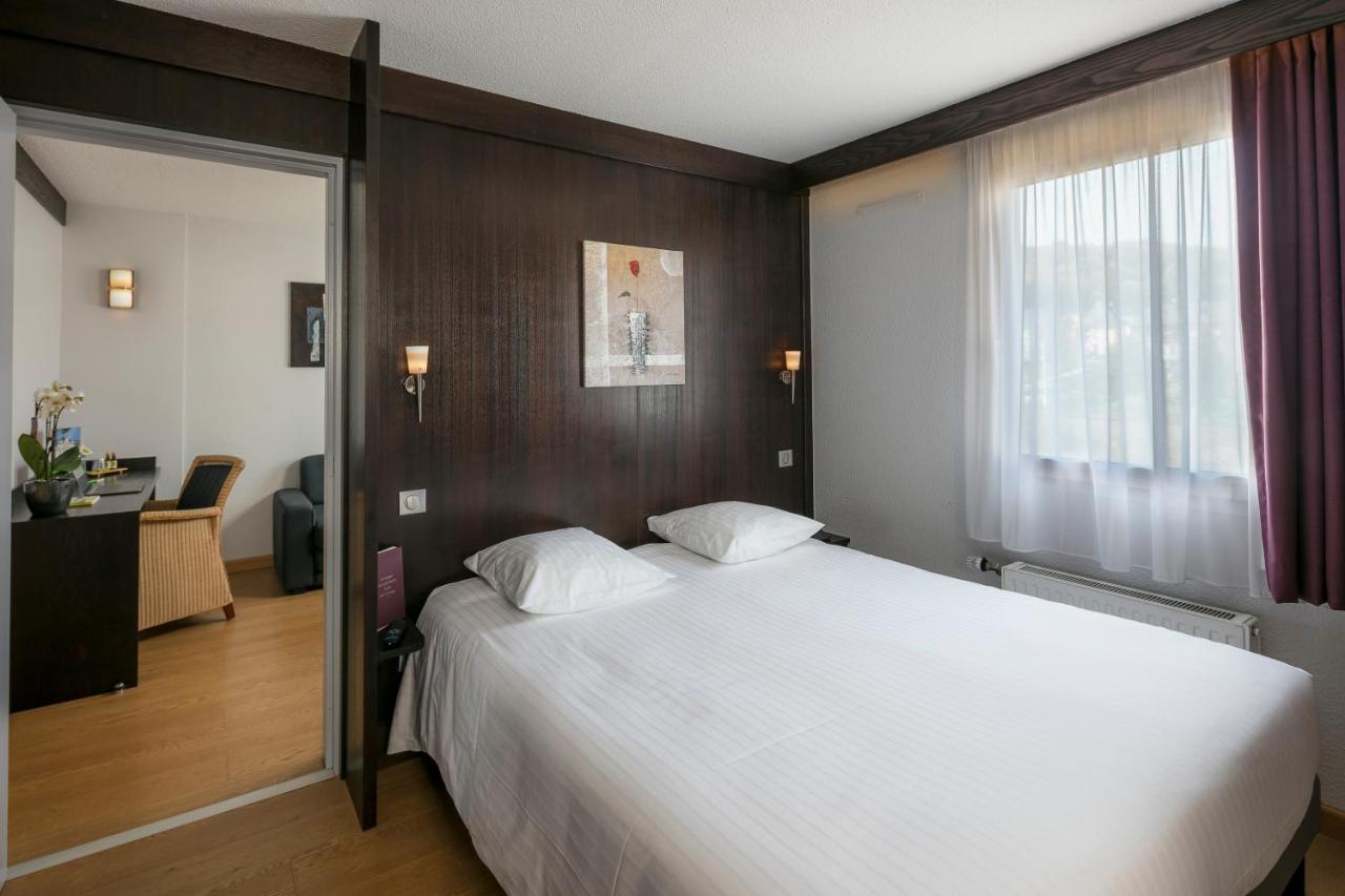 Cottage Logis Hotel - Restaurant Дуделанж Екстериор снимка