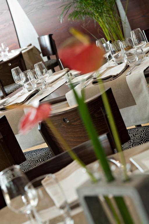 Cottage Logis Hotel - Restaurant Дуделанж Екстериор снимка